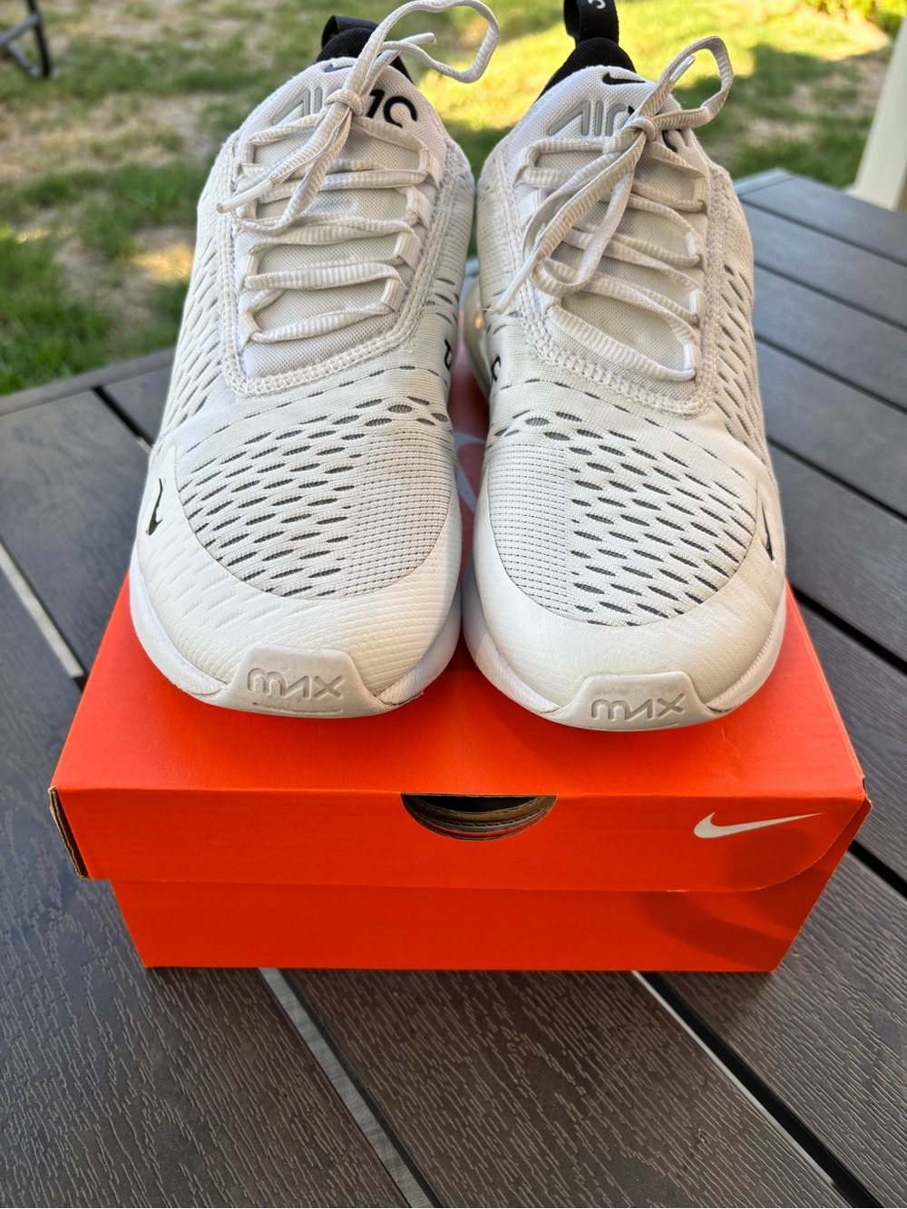 Nike Air Max 270 Men's Low Top Sneakers White/Black AH8050-100 size 7.5